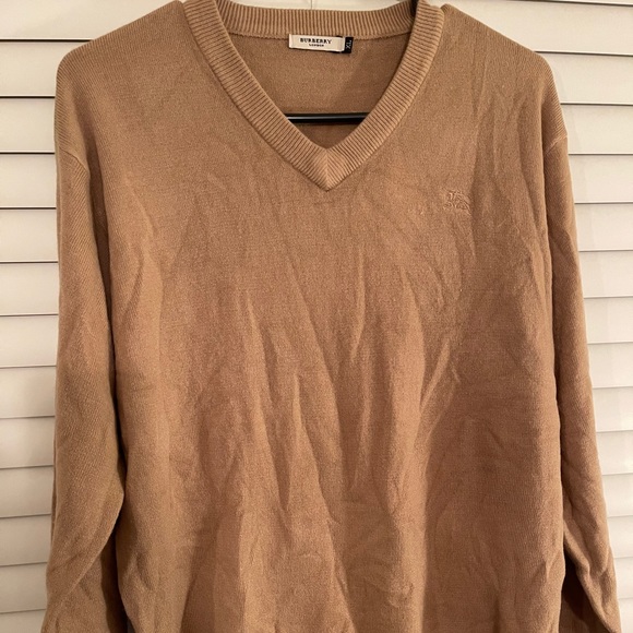 Burberry v-neck sweater - Picture 1 of 2